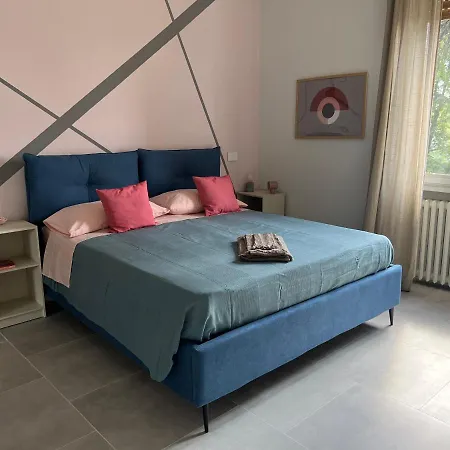Apartment Rosa Di Parma